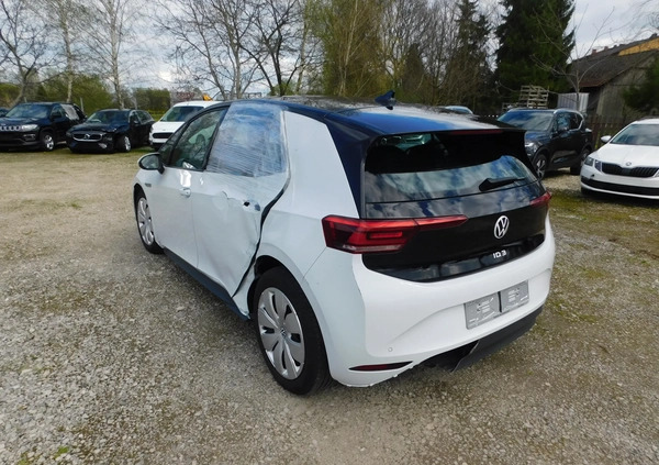Volkswagen ID.3 cena 55350 przebieg: 16000, rok produkcji 2021 z Lębork małe 121